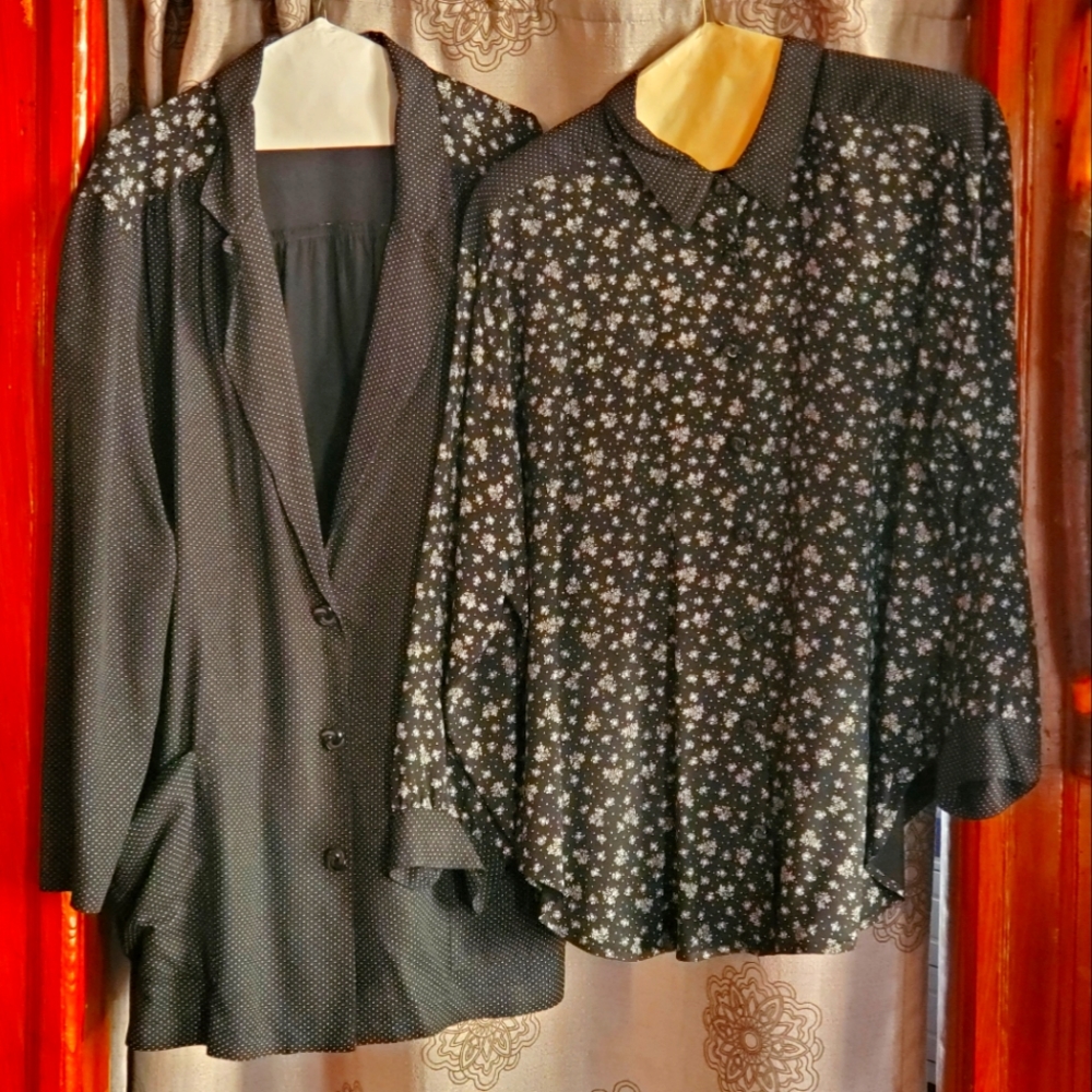 Vintage Floral & Polka-Dot Pattern 2pc. Top Size 20W